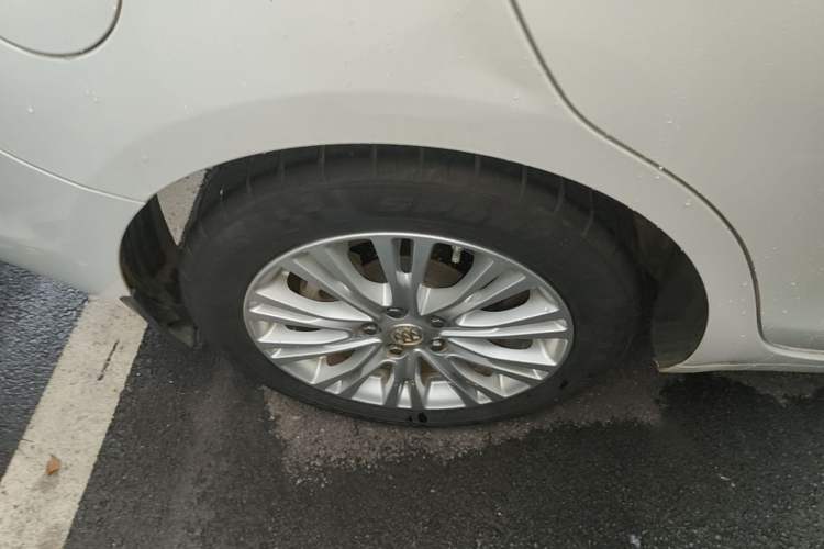 Used Buick GT 2017 15N Automatic Elite Version Right Rear Wheel Hub