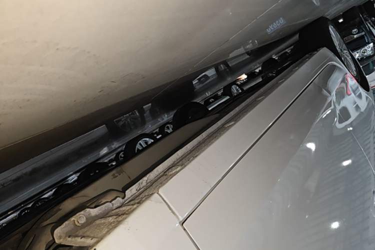 Used Buick GT 2017 15N Automatic Elite Version Right Side Sill