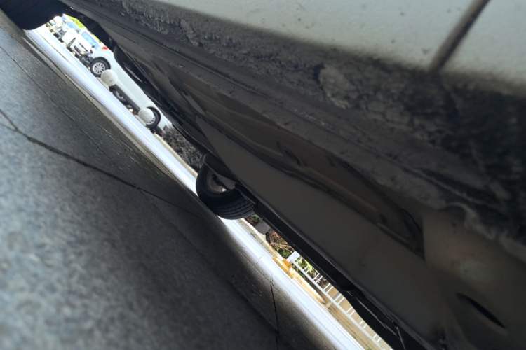 Used Buick GT 2017 15N Automatic Elite Version Right Side Sill