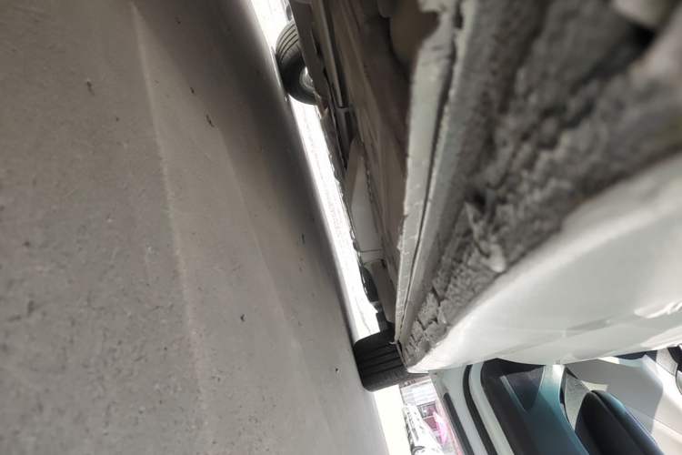 Used Buick GT 2017 15N Automatic Elite Version Right Side Sill