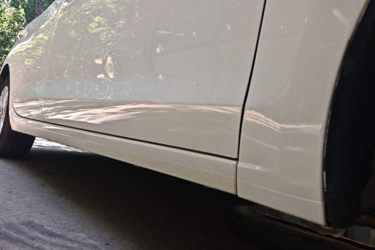 Used Buick GT 2017 15N Automatic Elite Version Right Side Sill