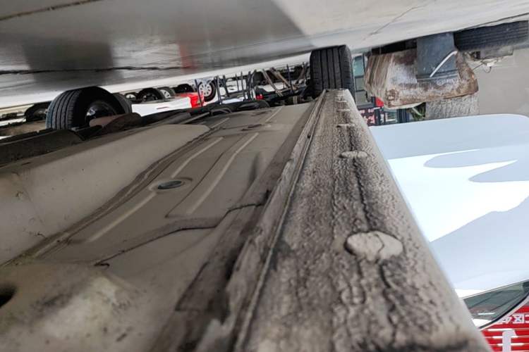 Used Buick GT 2017 15N Automatic Elite Version Right Side Sill