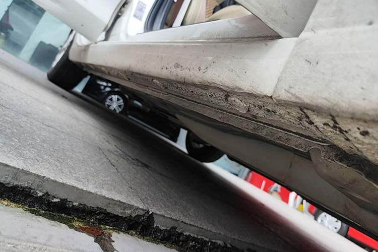 Used Buick GT 2017 15N Automatic Entry-Level Trim Right Side Sill
