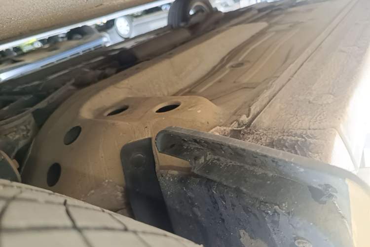Used Buick GT 2017 15N Automatic Elite Version Right Side Sill