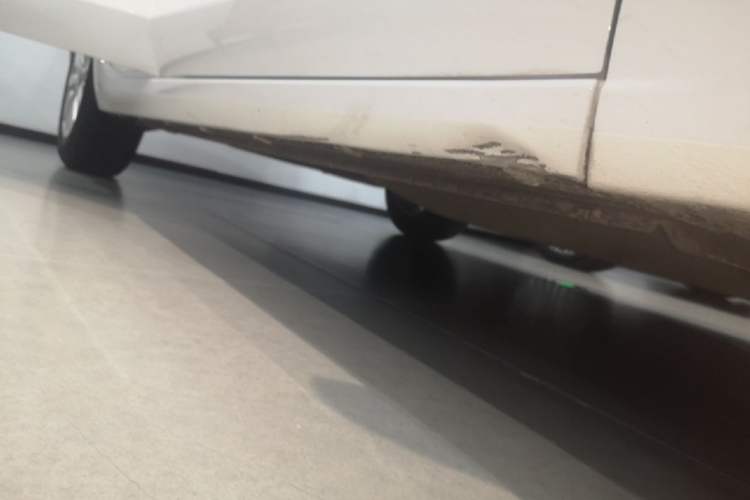 Used Buick GT 2017 15N Automatic Entry-Level Trim Right Side Sill