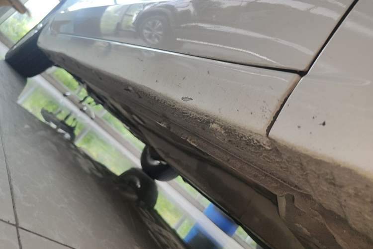 Used Buick GT 2017 15N Manual Elite Version Right Side Sill