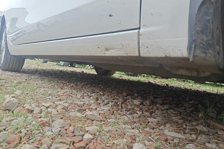 Used Buick GT 2017 15N Automatic Elite Version Right Side Sill
