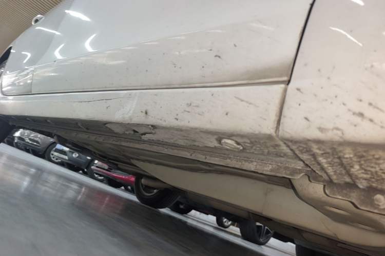 Used Buick GT 2017 15N Automatic Elite Version Right Side Sill