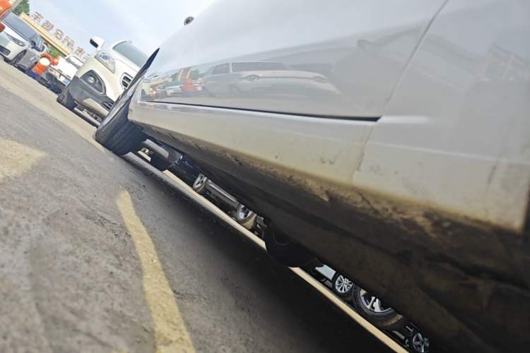 Used Buick GT 2017 15N Automatic Entry-Level Trim Right Side Sill