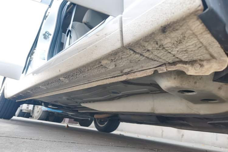 Used Buick GT 2017 15N Automatic Elite Version Right Side Sill