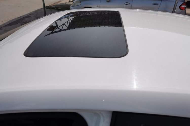 Used Buick GT 2017 15N Automatic Elite Version Roof