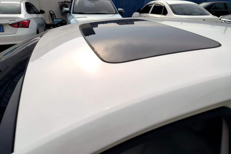 Used Buick GT 2017 15N Automatic Elite Version Roof
