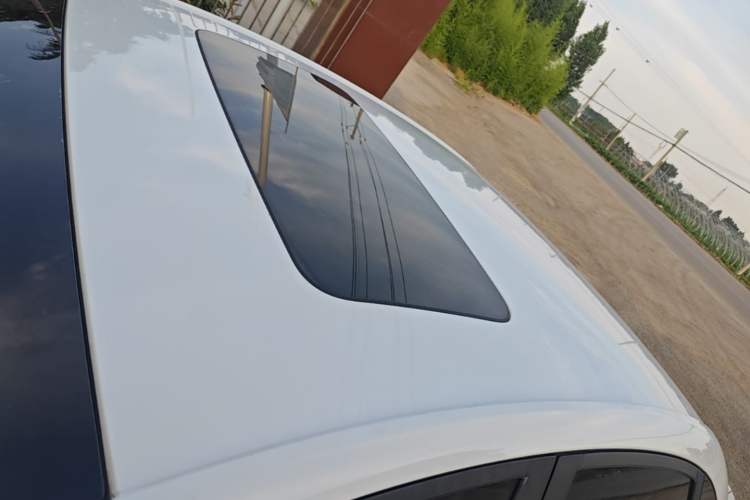 Used Buick GT 2017 15N Automatic Elite Version Roof