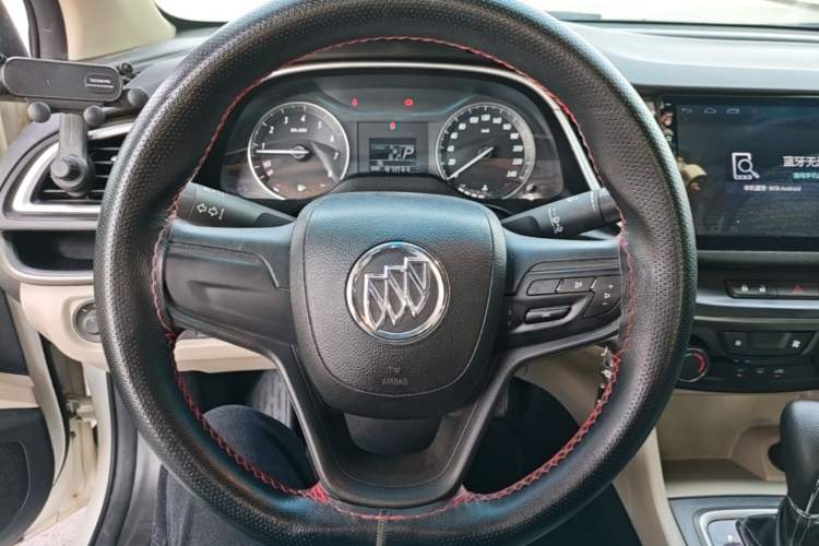 Used Buick GT 2017 15N Automatic Entry-Level Trim Steering Wheel