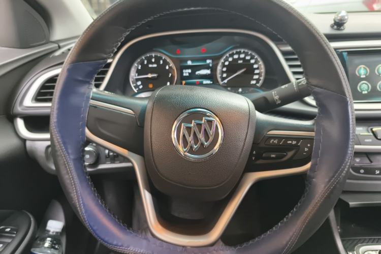 Used Buick GT 2017 15N Automatic Deluxe Edition Steering Wheel