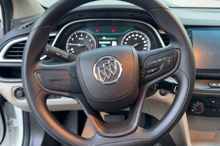 Used Buick GT 2017 15N Automatic Elite Version Steering Wheel
