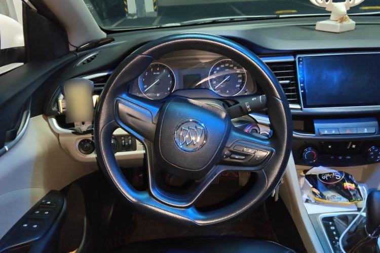 Used Buick GT 2017 15N Automatic Entry-Level Trim Steering Wheel