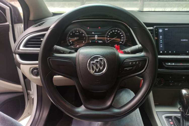 Used Buick GT 2017 15N Automatic Elite Version Steering Wheel