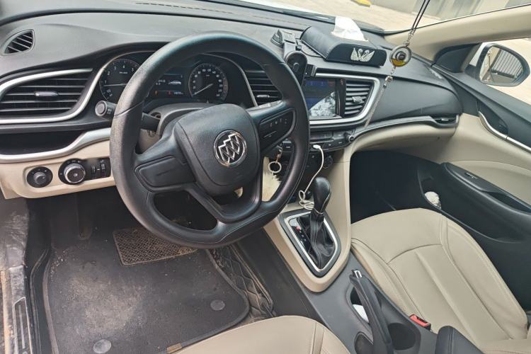 Used Buick GT 2017 15N Automatic Elite Version Steering Wheel