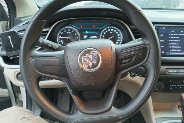 Used Buick GT 2017 15N Automatic Elite Version Steering Wheel
