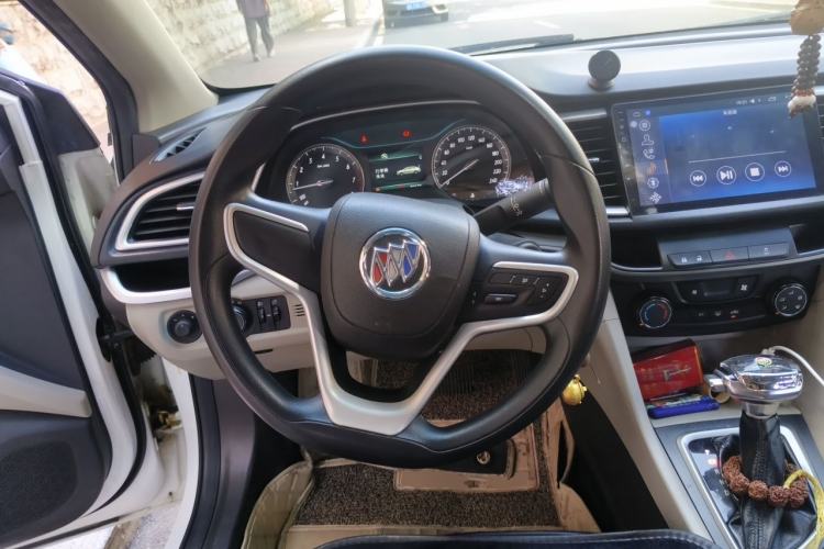 Used Buick GT 2017 15N Automatic Elite Version Steering Wheel