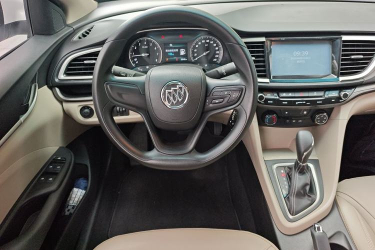 Used Buick GT 2017 15N Automatic Elite Version Steering Wheel