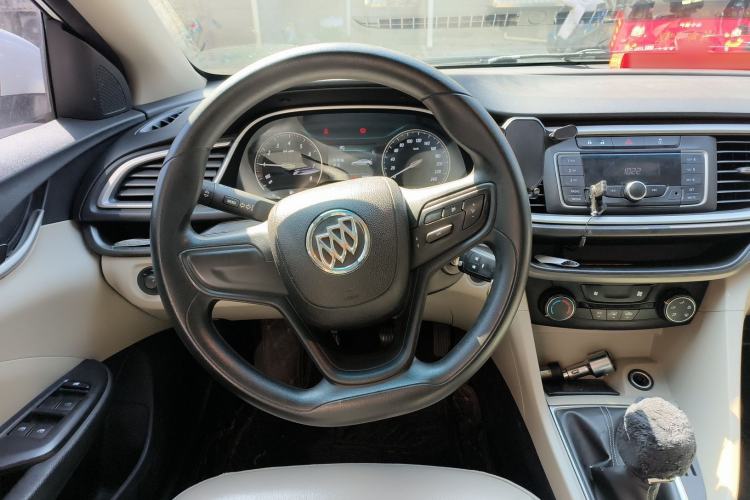 Used Buick GT 2017 15N Manual Elite Version Steering Wheel
