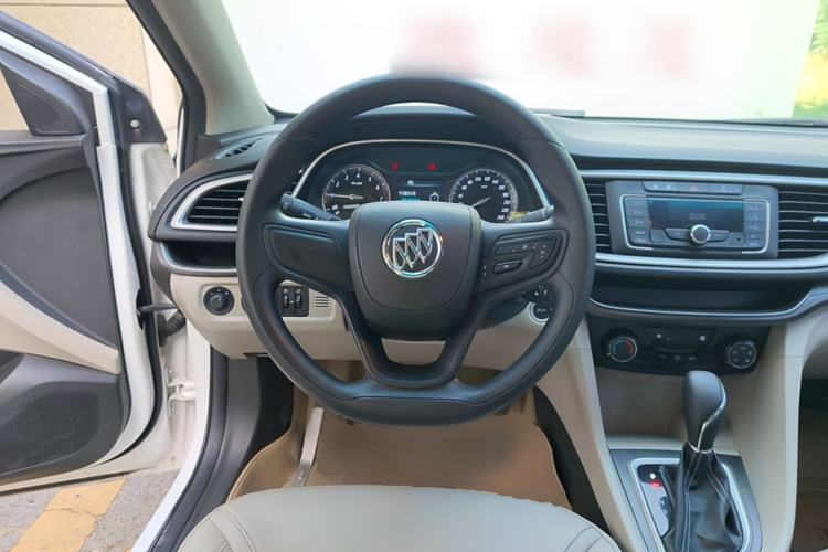 Used Buick GT 2017 15N Automatic Elite Version Steering Wheel