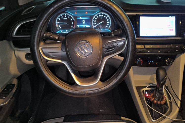 Used Buick GT 2017 15N Automatic Elite Version Steering Wheel