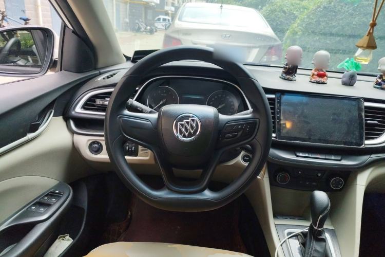 Used Buick GT 2017 15N Automatic Elite Version Steering Wheel