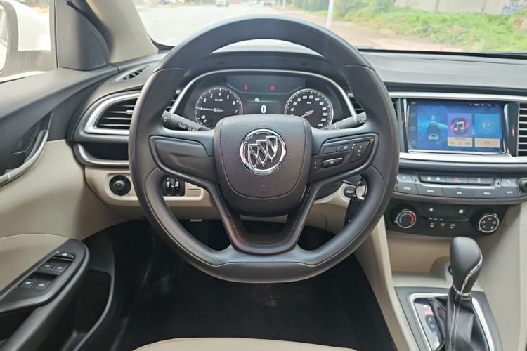 Used Buick GT 2017 15N Automatic Elite Version Steering Wheel
