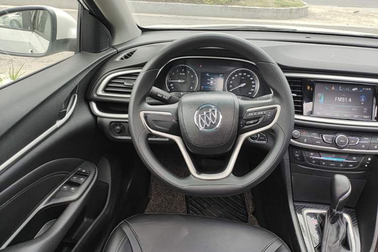 Used Buick GT 2017 15N Automatic Deluxe Edition Steering Wheel