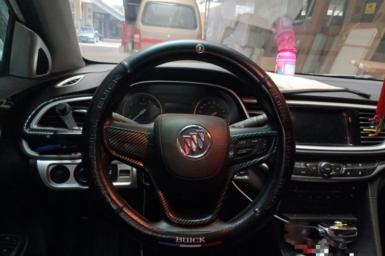 Used Buick GT 2017 15N Automatic Deluxe Edition Steering Wheel