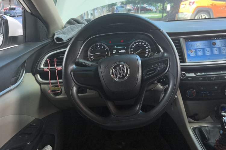 Used Buick GT 2017 15N Manual Elite Version Steering Wheel