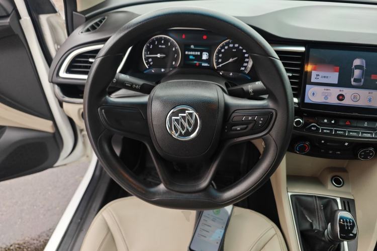 Used Buick GT 2017 15N Manual Elite Version Steering Wheel