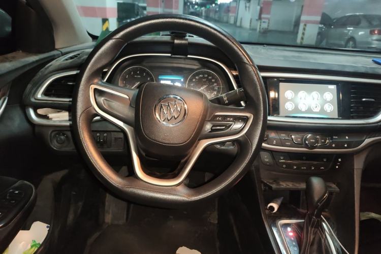 Used Buick GT 2017 15N Automatic Deluxe Edition Steering Wheel