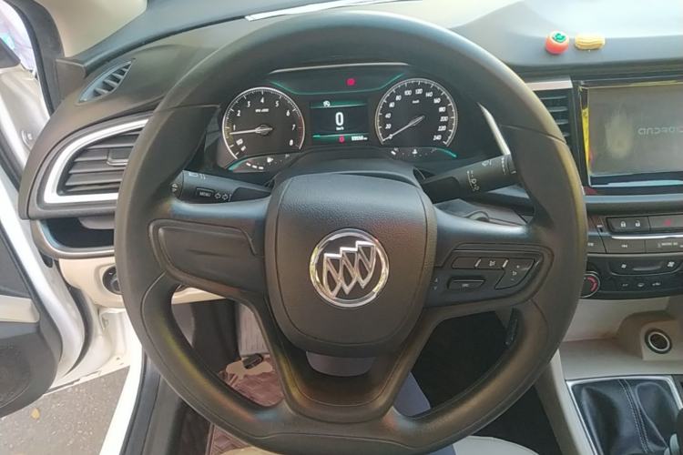 Used Buick GT 2017 15N Manual Elite Version Steering Wheel