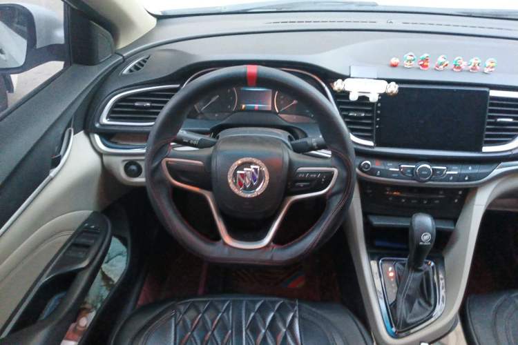 Used Buick GT 2017 15N Automatic Deluxe Edition Steering Wheel