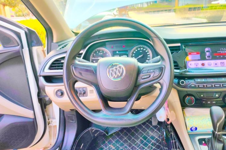 Used Buick GT 2017 15N Automatic Elite Version Steering Wheel