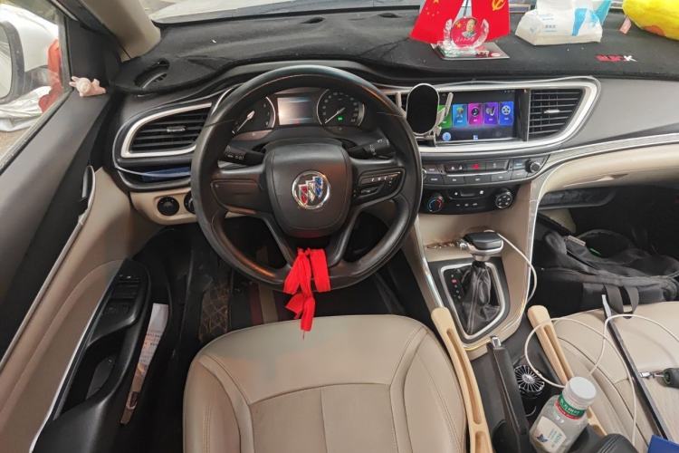 Used Buick GT 2017 15N Automatic Elite Version Steering Wheel