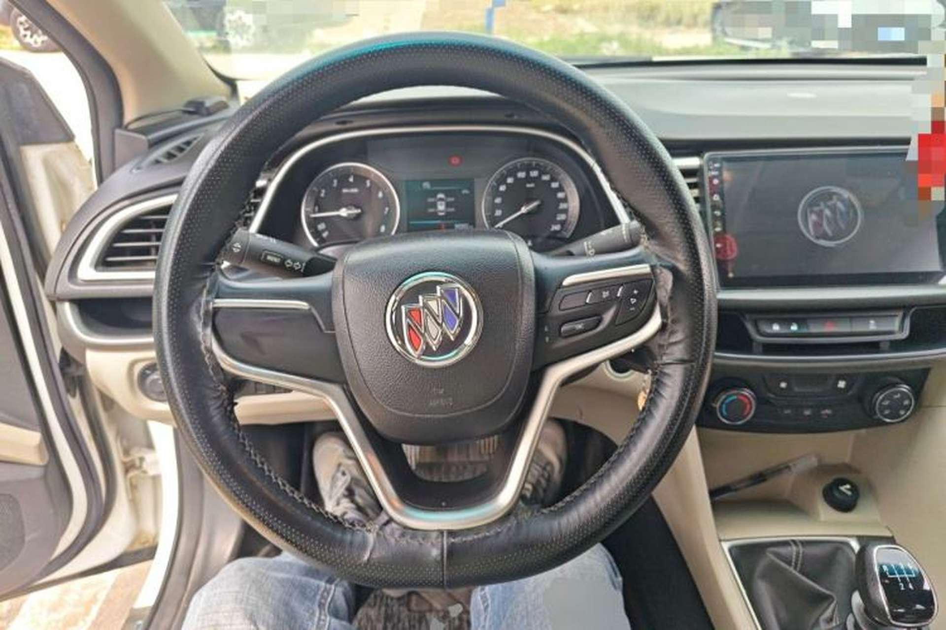 Used Buick GT 2017 15N Manual Elite Version Steering Wheel