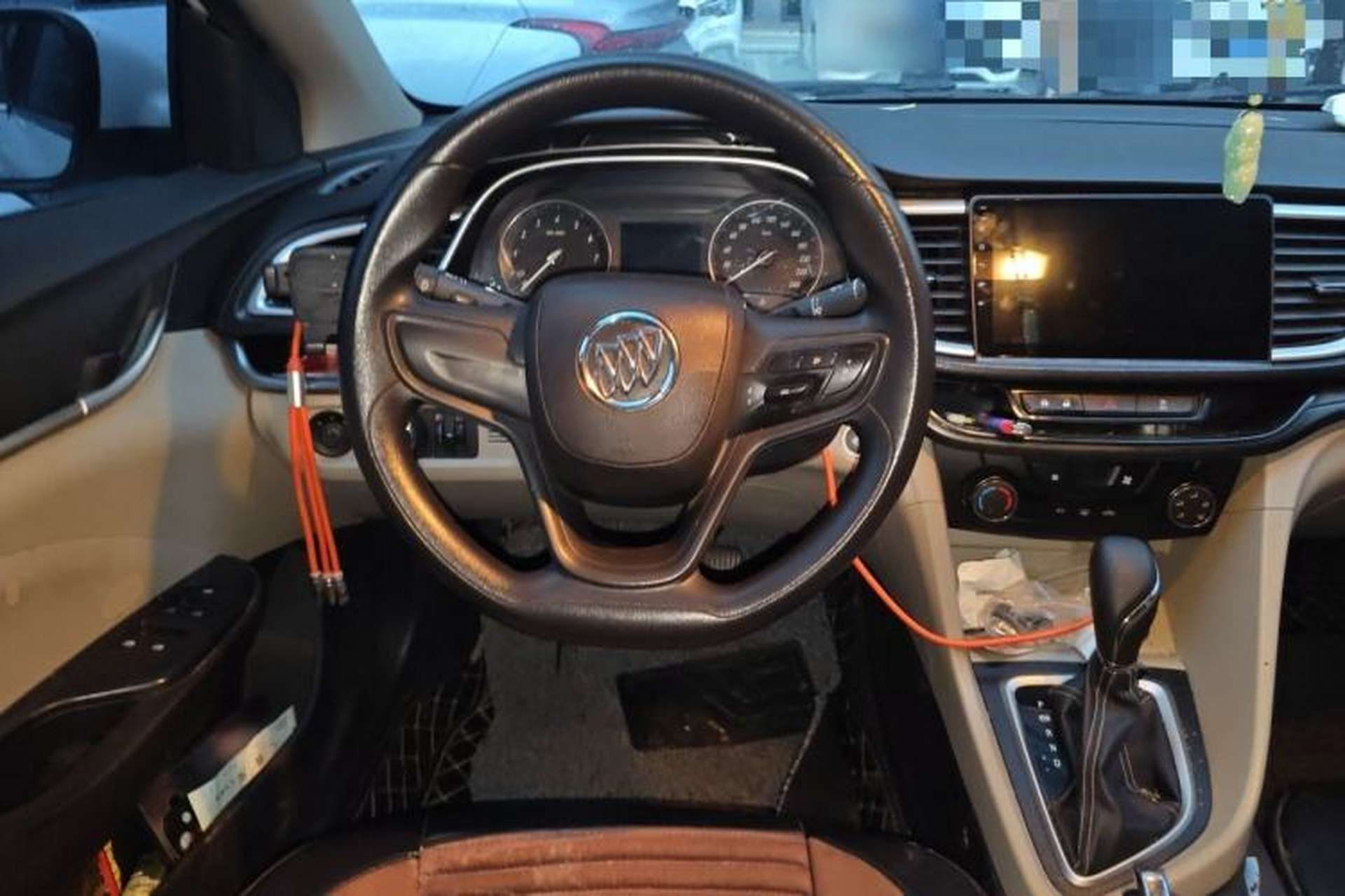Used Buick GT 2017 15N Automatic Elite Version Steering Wheel