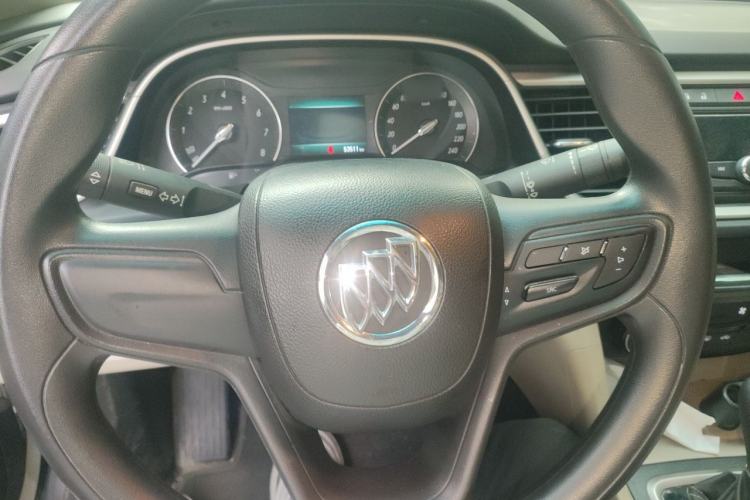 Used Buick GT 2017 15N Automatic Elite Version Steering Wheel