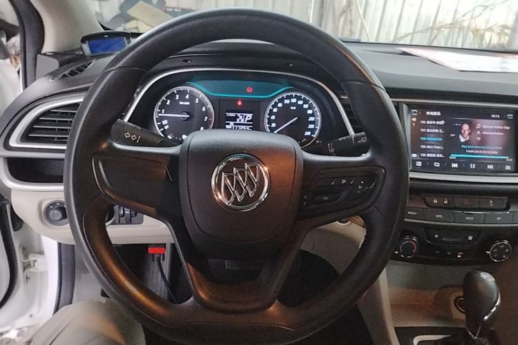 Used Buick GT 2017 15N Automatic Entry-Level Trim Steering Wheel