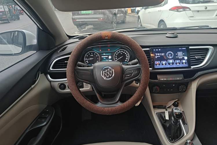 Used Buick GT 2017 15N Manual Elite Version Steering Wheel