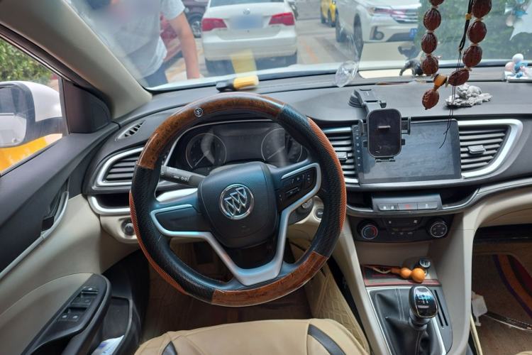 Used Buick GT 2017 15N Manual Elite Version Steering Wheel