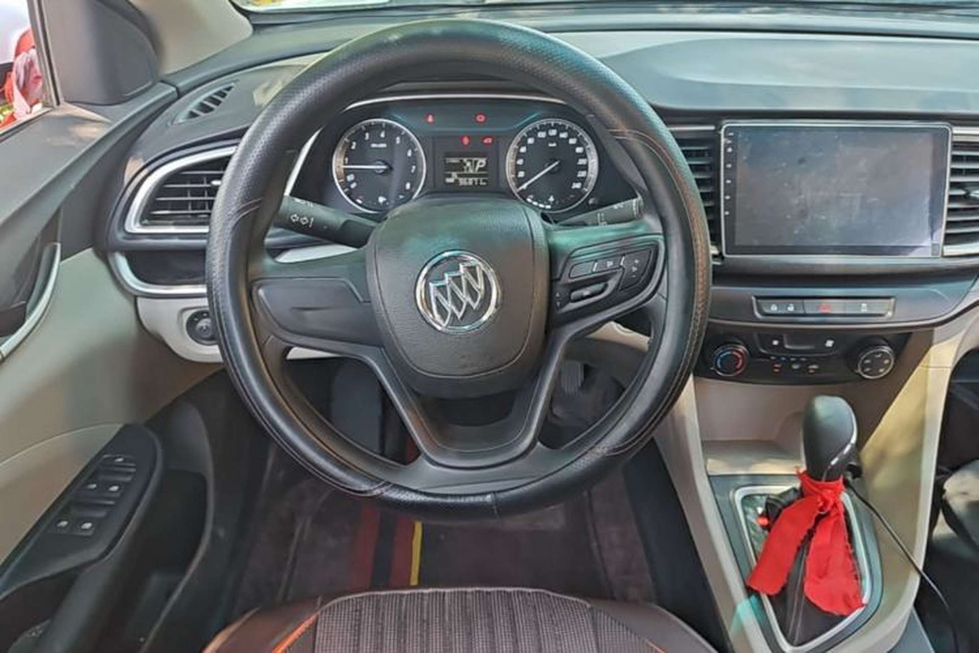 Used Buick GT 2017 15N Automatic Entry-Level Trim Steering Wheel