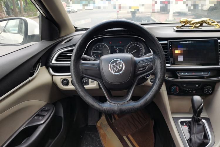 Used Buick GT 2017 15N Automatic Elite Version Steering Wheel