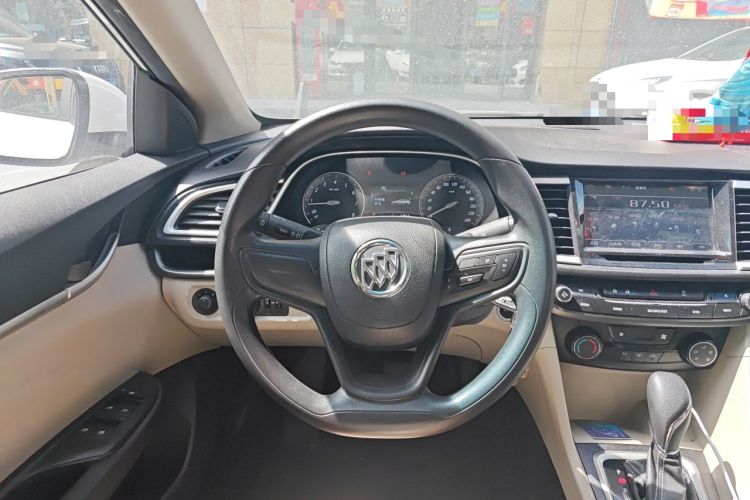 Used Buick GT 2017 15N Automatic Elite Version Steering Wheel