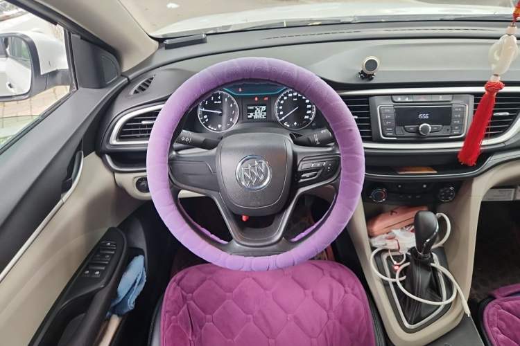 Used Buick GT 2017 15N Automatic Entry-Level Trim Steering Wheel